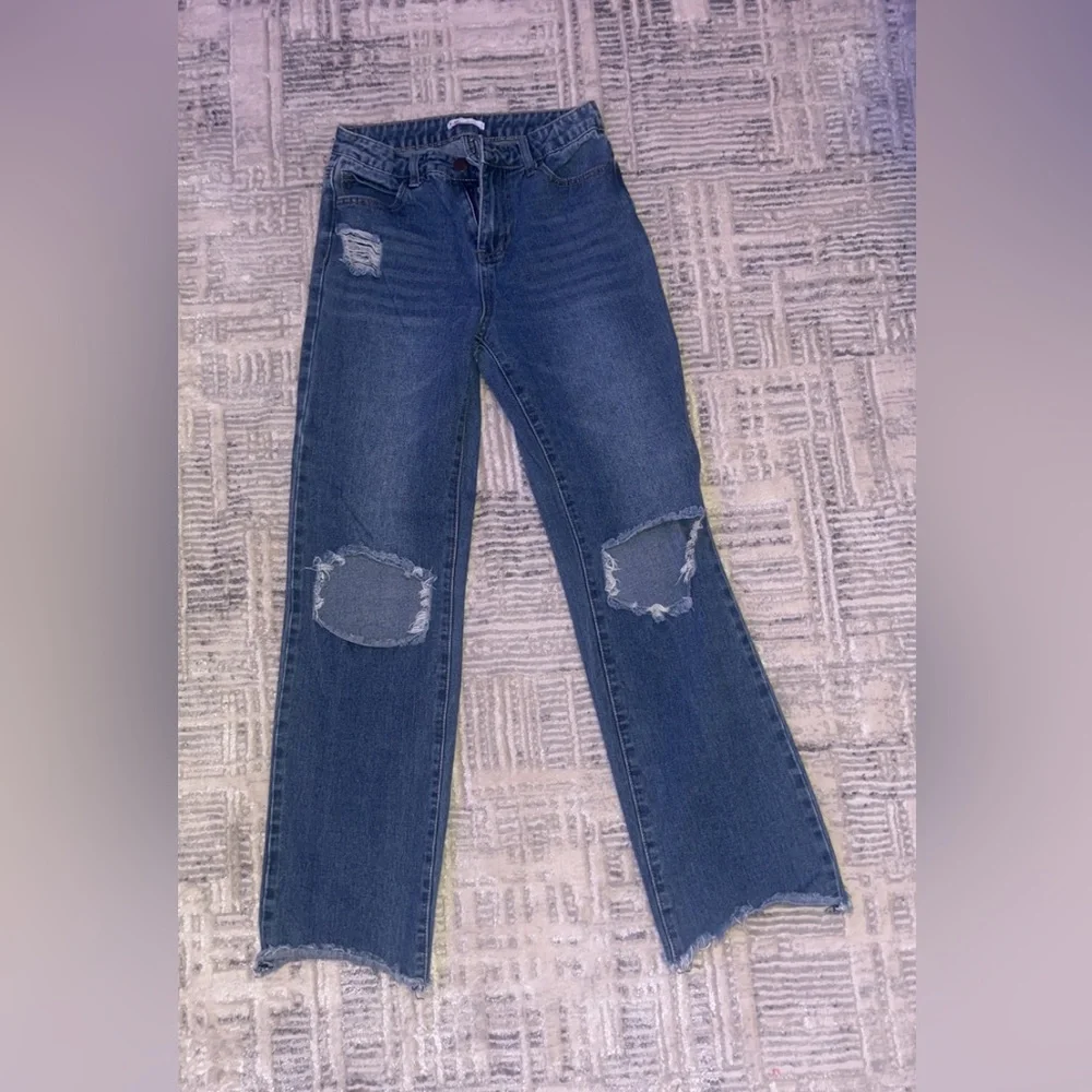 Blue jeans - Picture 2 of 3